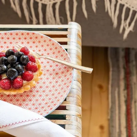 شاليه Tritri 1 Butikowy