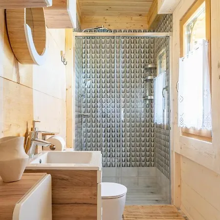 Tritri Chalet