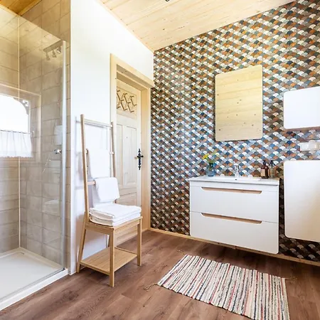 Tritri 1 Butikowy شاليه *